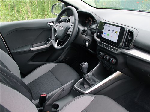 Lada Iskra (2025) передние кресла