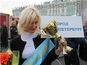 В Питере прошли автосоревнования среди женщин