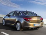 В России появился новый седан Opel Astra