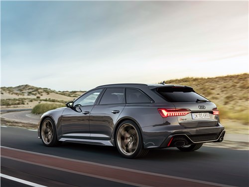 Audi RS6 Avant performance (2023) вид сзади