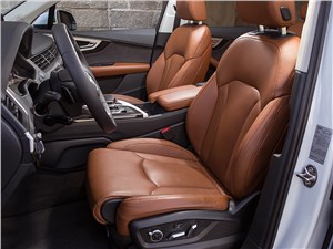 Audi Q7 2015 передние кресла