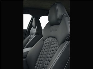 Audi RS6 2013 передние кресла