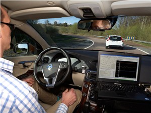 Наши ученые разработали автопилот для авто