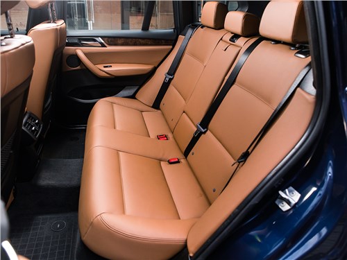 BMW X3 30d 2015 задний диван