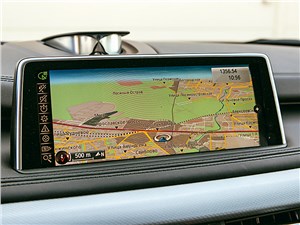 BMW X5 M50d 2013 монитор