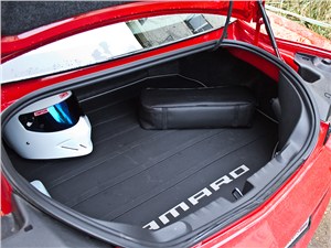 Chevrolet Camaro 2012 багажное отделение