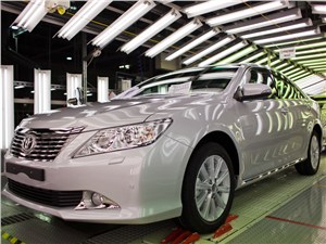 Toyota начала экспорт Camry из России в Казахстан