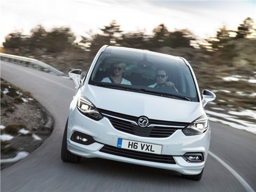 Новость про Opel Zafira - Opel показал обновленную версию Zafira