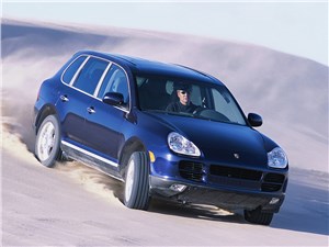 Porsche Cayenne S 2004 вид спереди