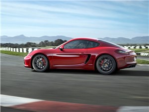 Porsche Cayman GTS 2014 вид сбоку