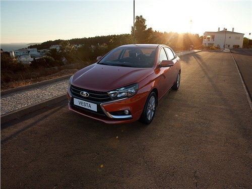 АвтоВАЗ добавил новую комплектацию Lada Vesta