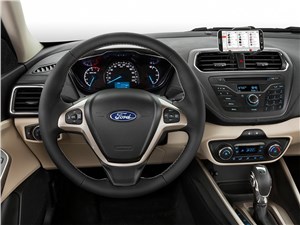 Предпросмотр ford escort concept 2014 водительское место