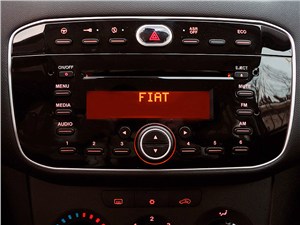 Fiat Punto 2012 кнопки управления