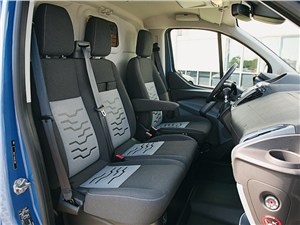 Предпросмотр ford transit custom 2012 кабина