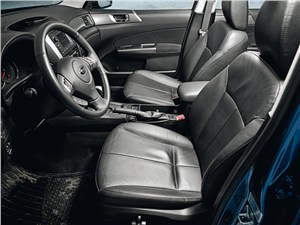 Subaru Forester 2013 передние кресла
