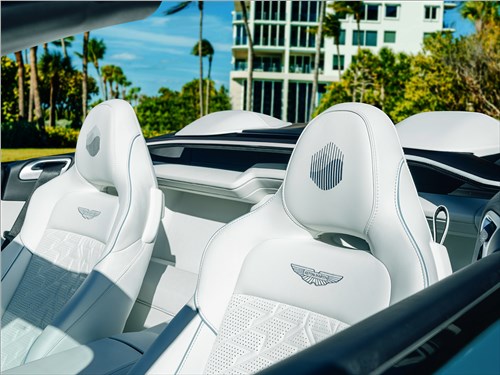 Aston Martin Vanquish Volante&nbsp;Wave&nbsp;Edition&nbsp;