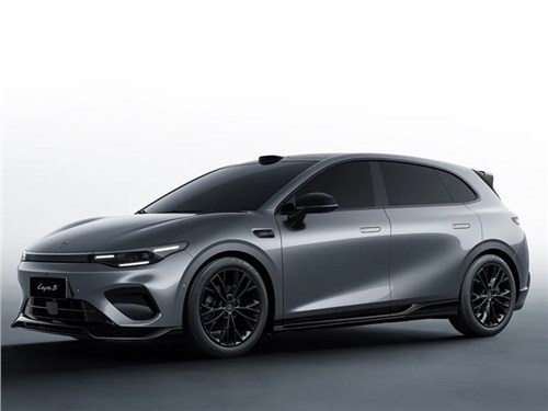 Leapmotor выводит на рынок новую версию B05 Ultra с электромотором на 241 л.с.