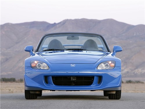 Взгляните на уникальный Honda S2000