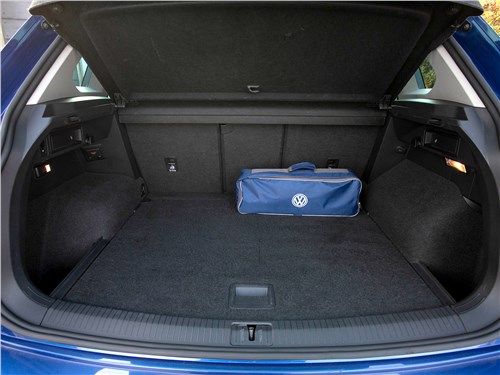 Volkswagen Tiguan (2018) багажное отделение