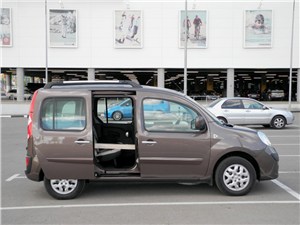 Renault Kangoo 2012 вид сбоку