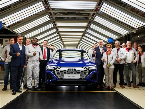 Новость про Audi - Audi прекращает выпуск Q8 e-tron