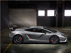 Lamborghini Gallardo LP 570-4 Squadra Corse - 