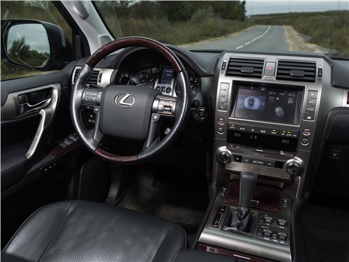 Lexus GX 460 2014 салон
