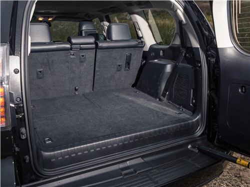 Lexus GX 460 2014 багажное отделение
