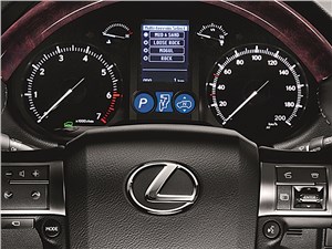Lexus GX 460 2014 приборная панель