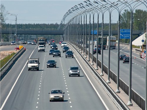 На платной трассе М-1 разрешили ездить быстрее