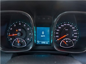 Chevrolet Malibu 2013 приборная панель