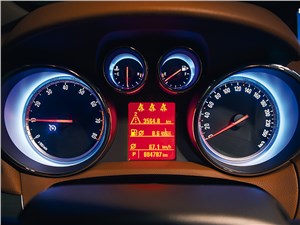 Opel Mokka 2013 приборная панель