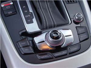 Audi Q5 2012 система MMI 