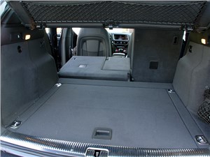 Audi Q5 2012 багажное отделение
