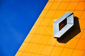  Renault пересмотрел прогноз о продажах автомобилей за год в сторону понижения