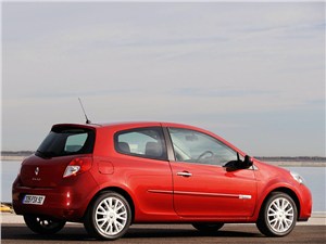 Малолитражки второго эшелона (Peugeot 206, Renault Clio II, Fiat Punto) Clio - 
