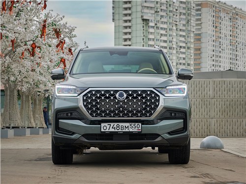 KGM Rexton (2025) вид спереди