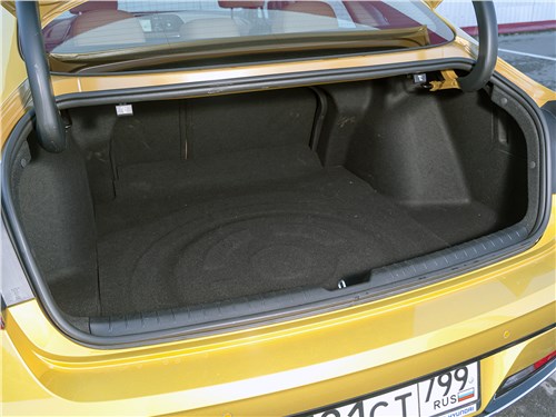 Hyundai Sonata 2020 багажное отделение