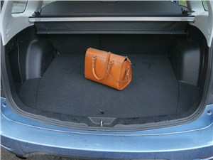 Subaru Forester S-edition 2011 багажное отделение