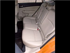 Subaru XV 2012 задние кресла
