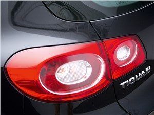 Volkswagen Tiguan 2008 задний фонарь