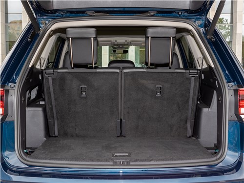 Volkswagen Teramont (2021) багажное отделение