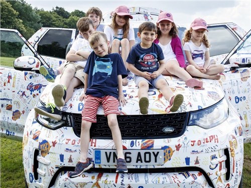 Land Rover показал новый Discovery в камуфляже из детских рисунков
