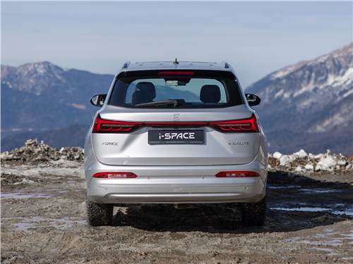 Предпросмотр evolute i-space 4x4 (2026) вид сзади