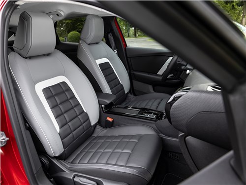 Citroen C4 (2025) передние кресла