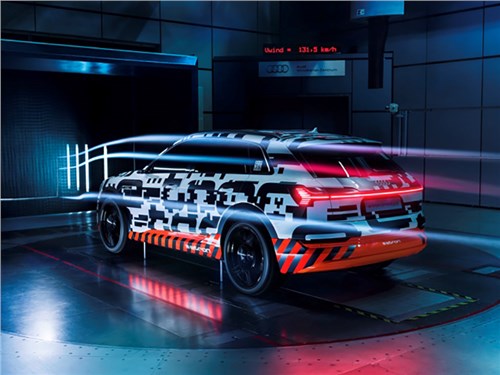 Новость про Audi e-tron - Audi e-tron