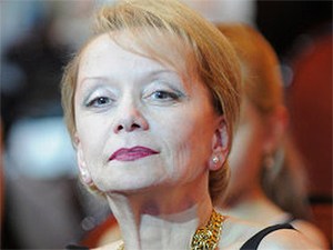 Актриса Евдокия Германова попалась на «встречке»