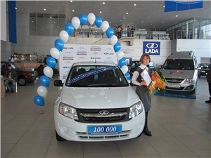 «АвтоВАЗ» продал 100-тысячную Lada Granta