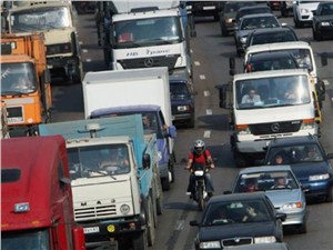 Собянин: почти половина грузовиков перешли на ночной режим работы