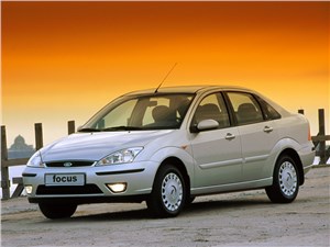 Ford Focus 2003 в самом популярном кузове седан